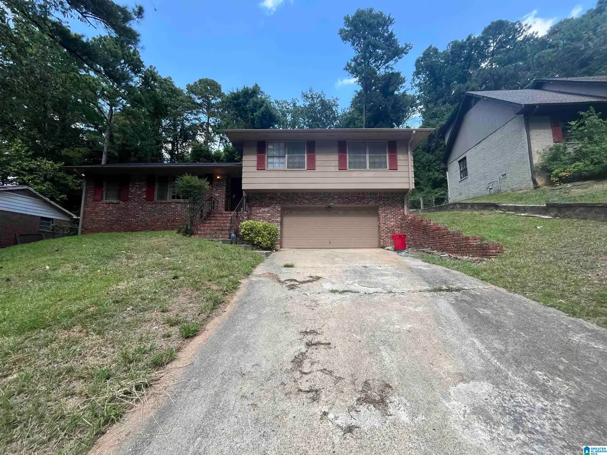 901 GLENVALLEY DRIVE, Birmingham, AL 35206 - Image #1