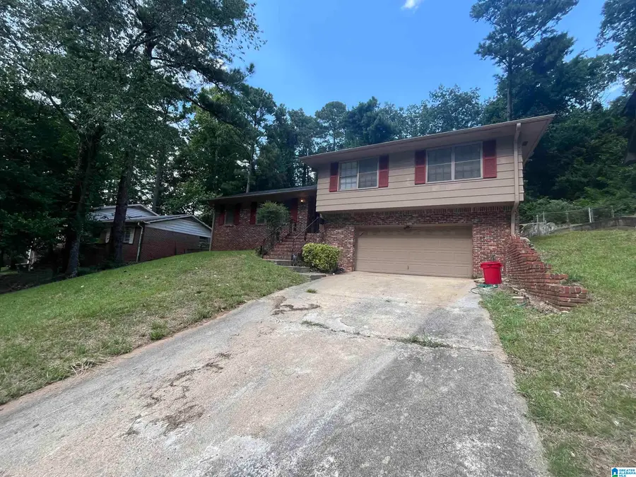 901 GLENVALLEY DRIVE, Birmingham, AL 35206 - Image #2