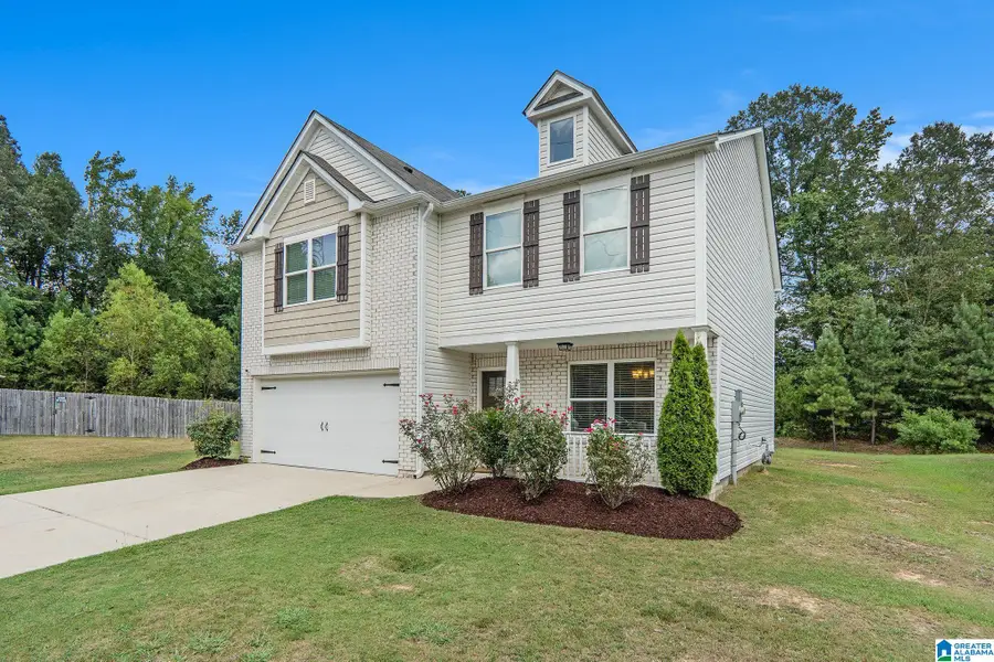 6472 NEWBRIDGE DRIVE, Bessemer, AL 35022 - Image #3