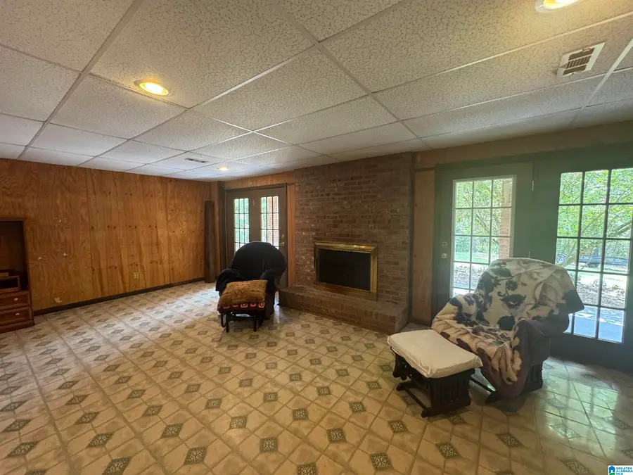 305 STONE RIDGE TRAIL N, Anniston, AL 36207 - Image #3