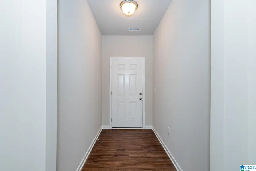 613 PINE VALLEY TRAIL, Columbiana, AL 35051 - Image #2