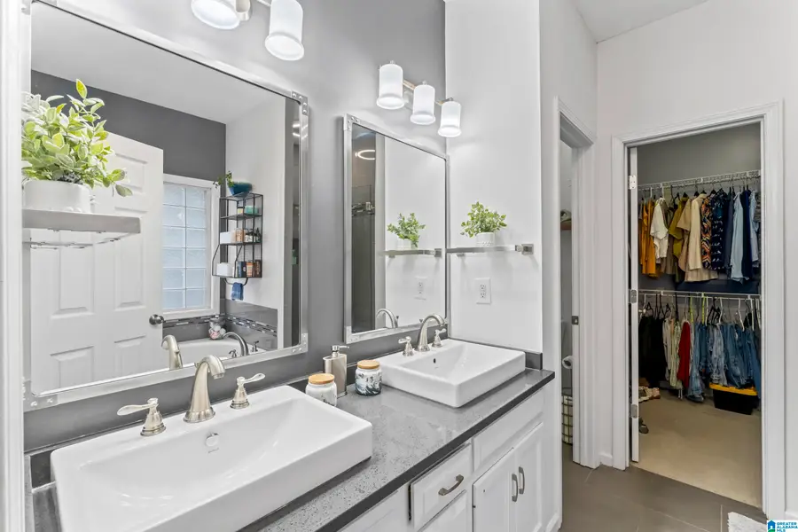 305 WOODBURY DRIVE, Sterrett, AL 35147 - Image #3