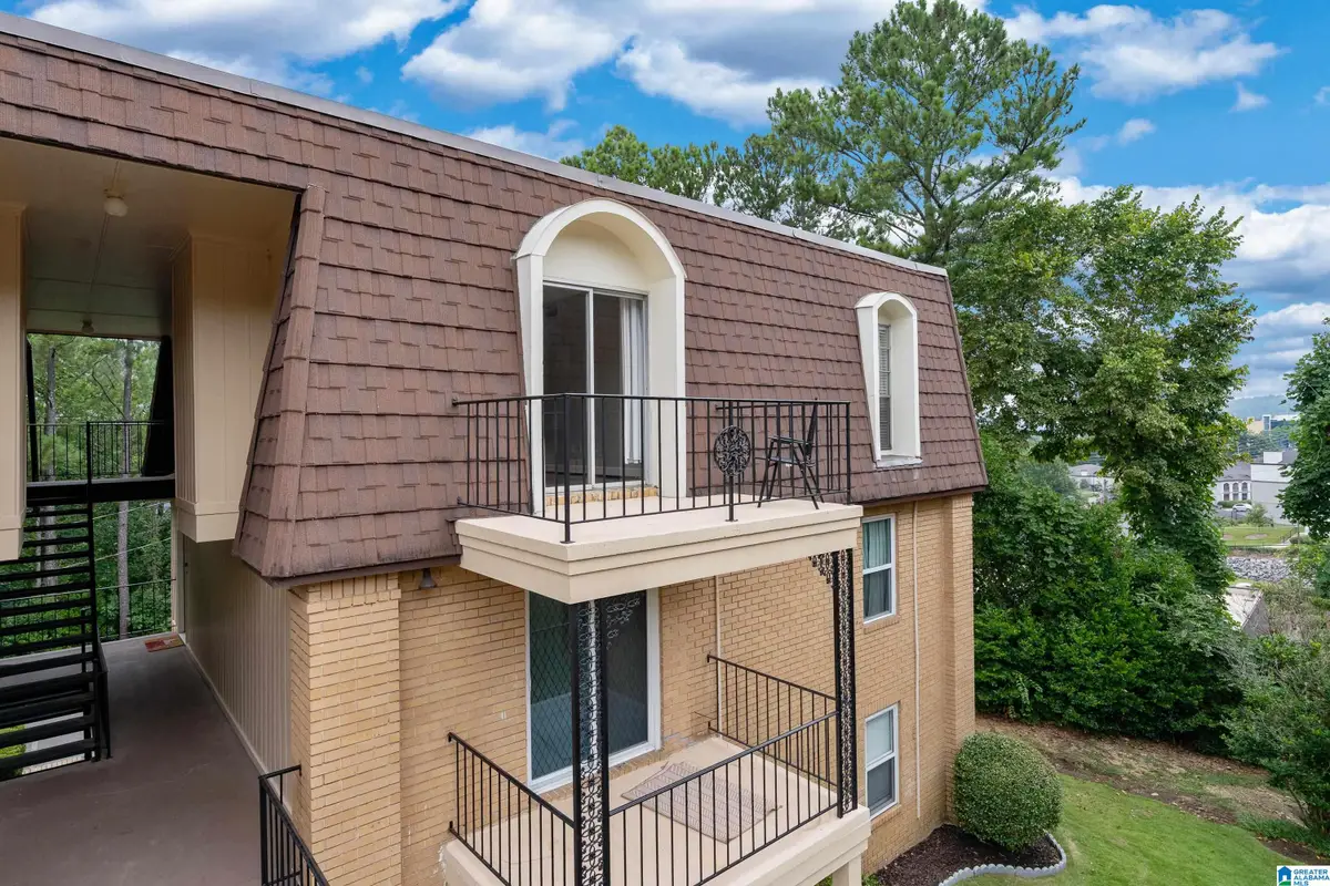 159 OLD MONTGOMERY HIGHWAY, Homewood, AL 35216 - Image #1