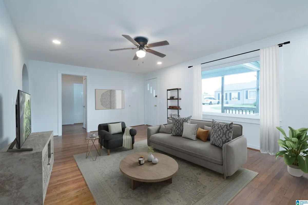 628 S PARKELL AVENUE, Hueytown, AL 35023 - Image #1