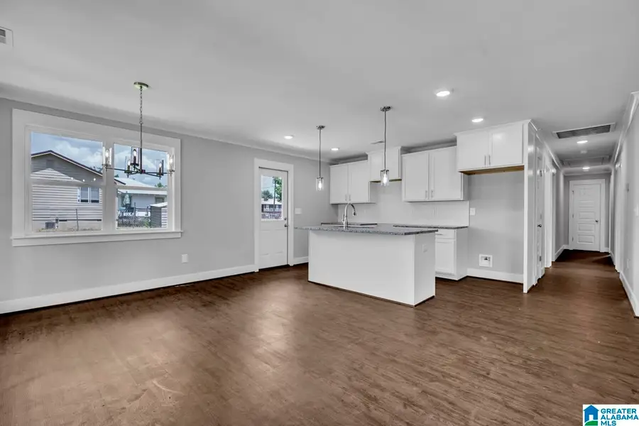 537 PRINCETON AVENUE SW, Birmingham, AL 35211 - Image #2