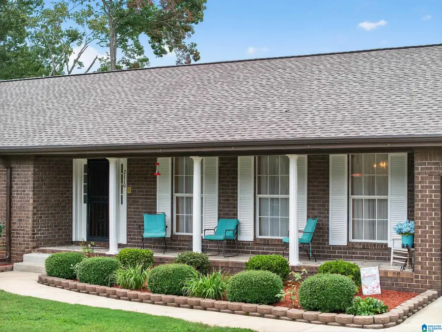 2110 COVE CIRCLE N, Gadsden, AL 35903 - Image #3