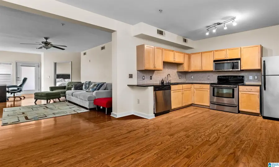 401 20TH STREET S, Birmingham, AL 35233 - Image #3