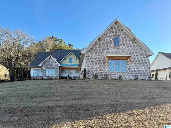 317 LAKE CREEK DRIVE, Guntersville, AL 35087