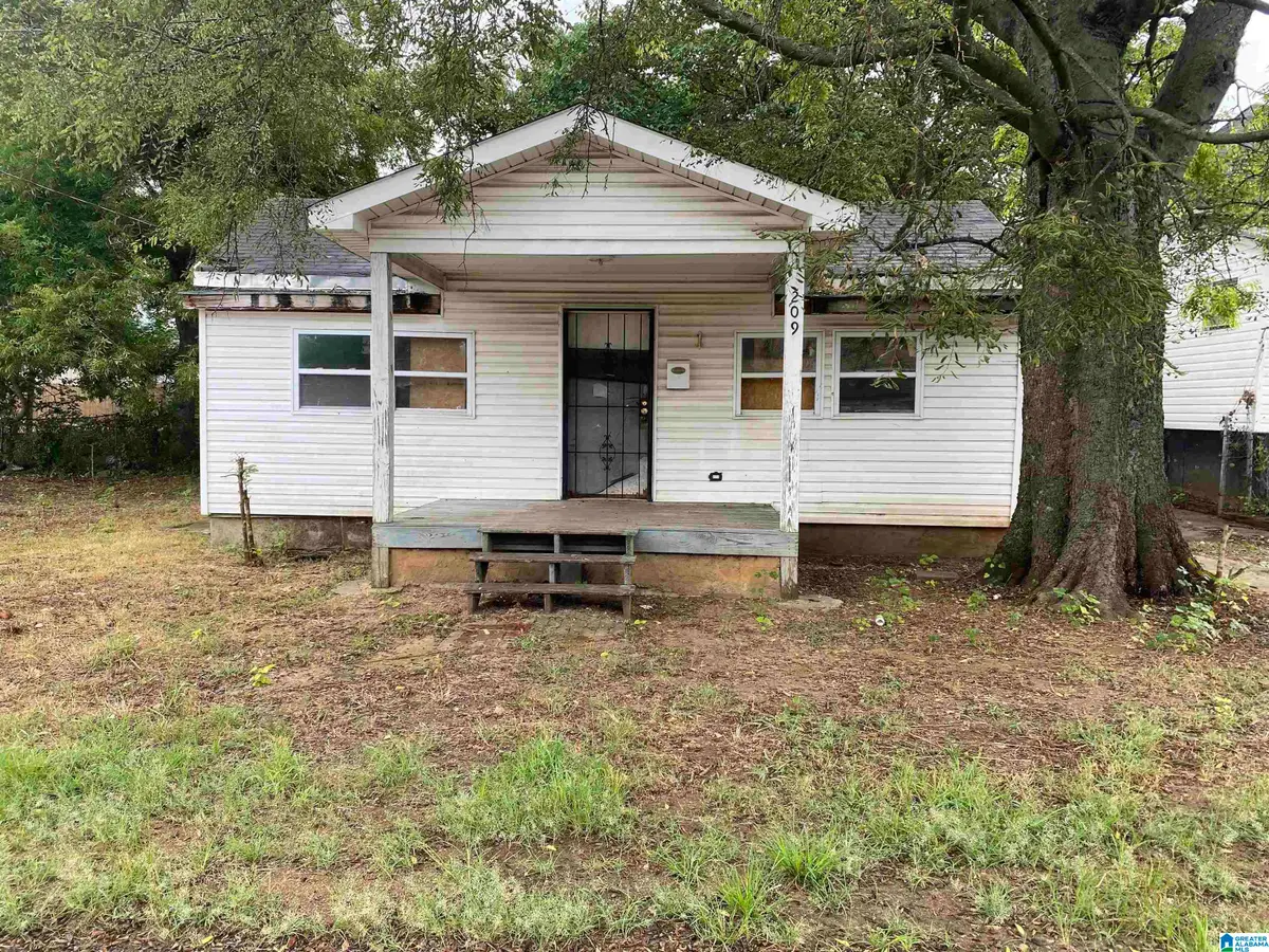 1424 2ND AVENUE W, Birmingham, AL 35208 - #1