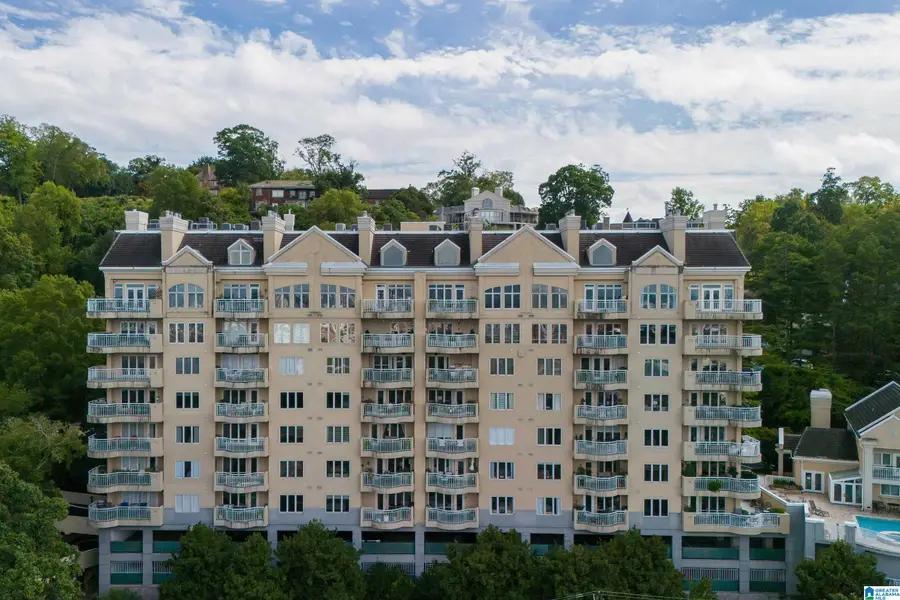 2700 ARLINGTON AVENUE, Birmingham, AL 35205 - Image #2