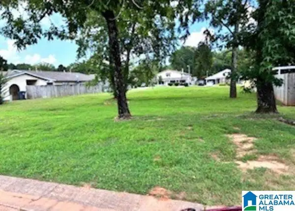 1857 WOODVINE LANE, Center point, AL 35215