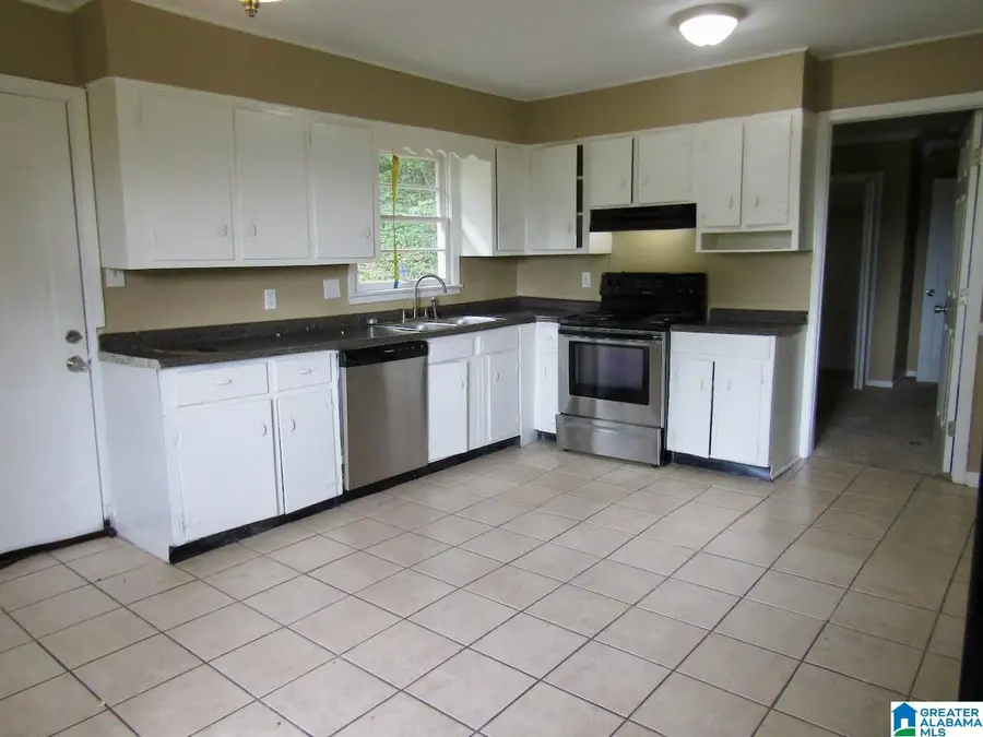 8311 12TH AVENUE S, Birmingham, AL 35206 - Image #3