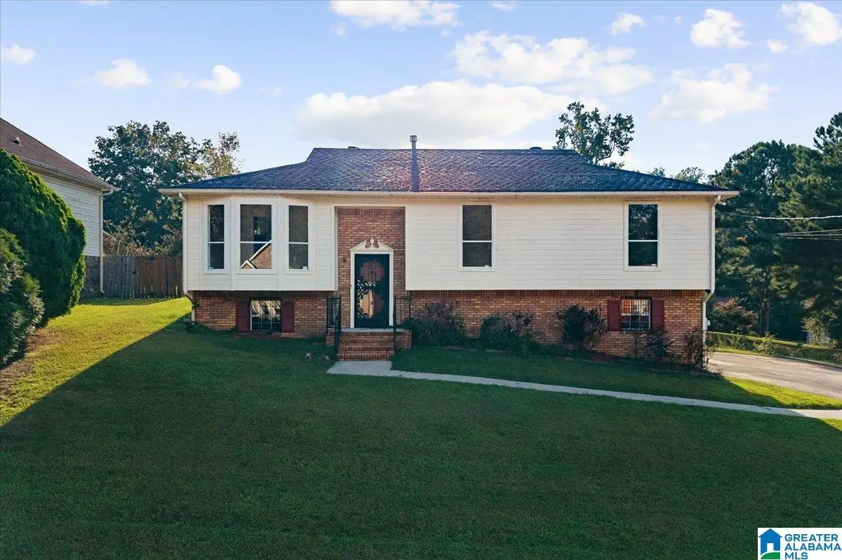 9577 EASTPOINTE CIRCLE, Birmingham, AL 35217 - Image #1