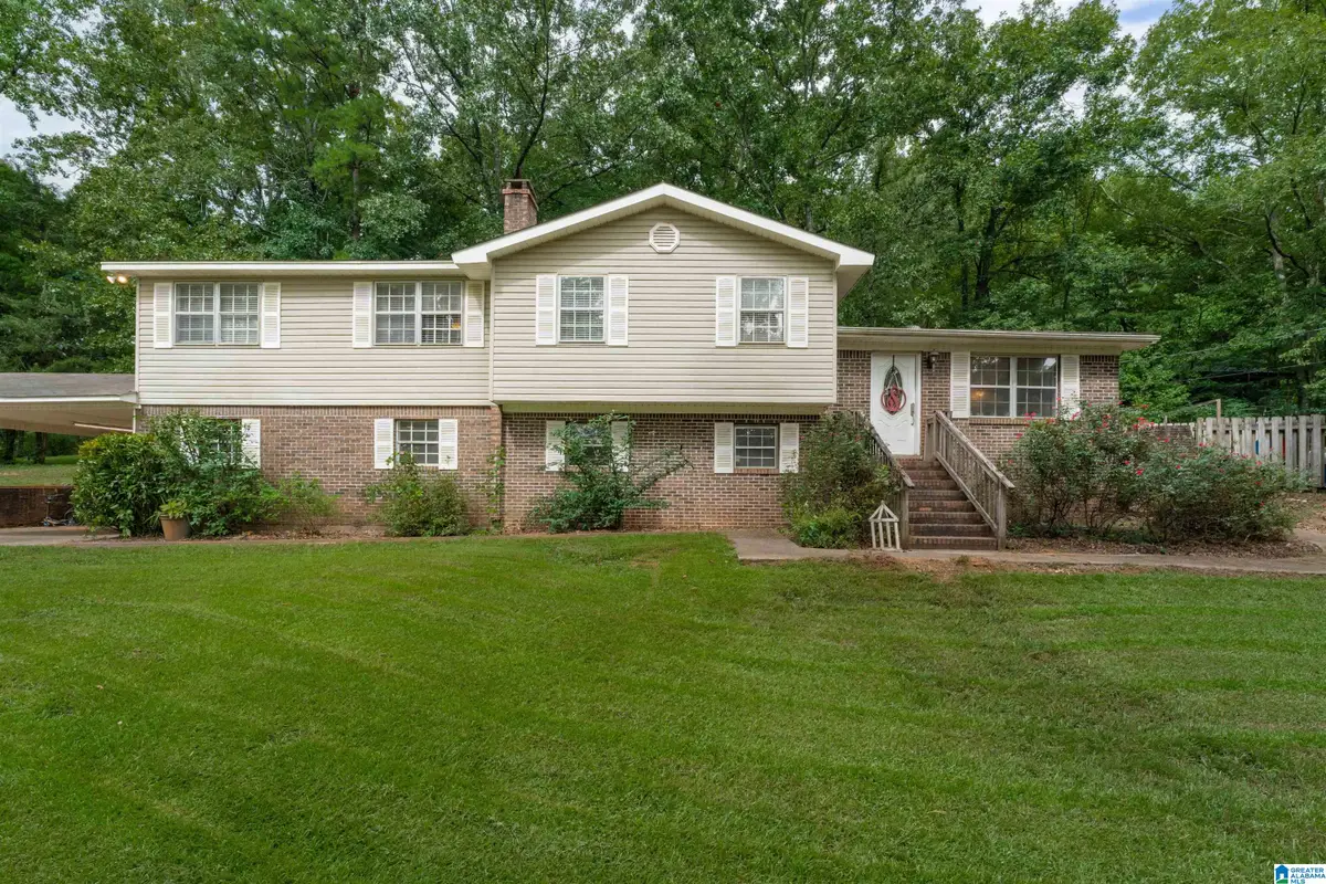 890 COUNTY ROAD 77, Columbiana, AL 35051 - Image #1