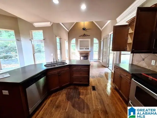 128 TIMBER COVE, Pelham, AL 35124 - Image #2