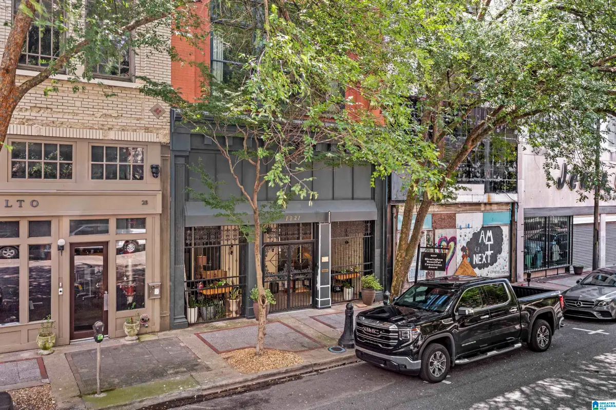 1921 3RD AVENUE N, Birmingham, AL 35203 - Image #1