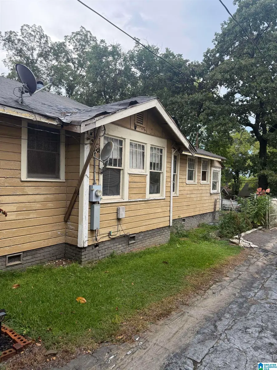 1109 W 8TH AVENUE W, Birmingham, AL 35204 - Image #2