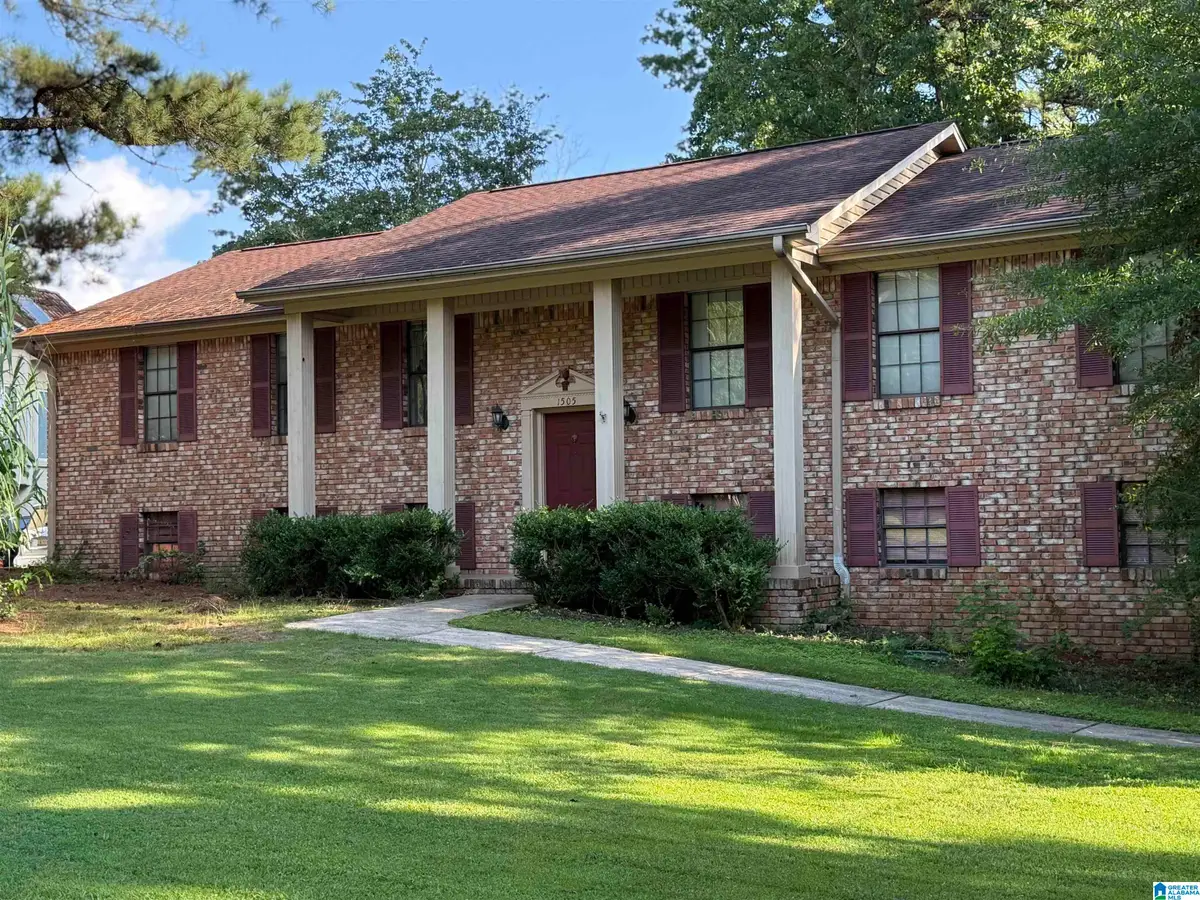 1505 LAKE SITE DRIVE, Birmingham, AL 35235 - Image #1