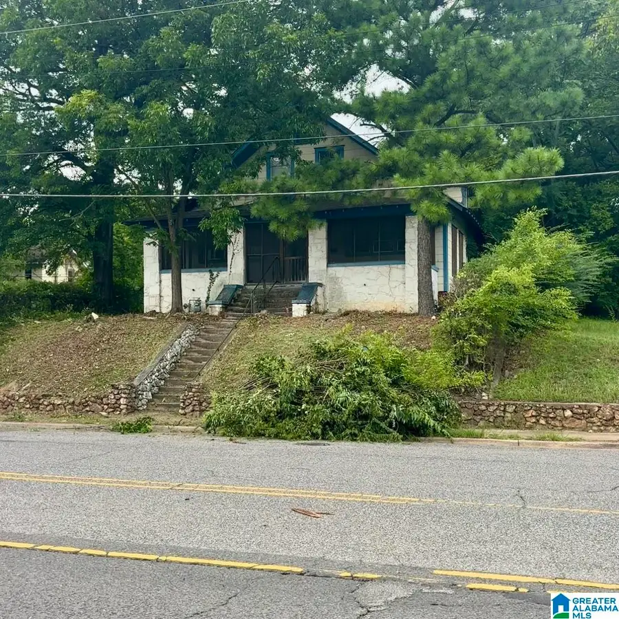 1402 FRED L SHUTTLESWORTH DRIVE, Birmingham, AL 35234 - Image #2