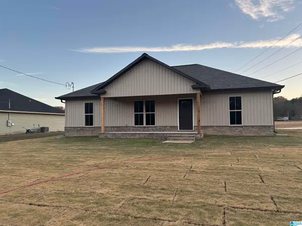 1126 ANGEL DRIVE S, Jacksonville, AL 36265