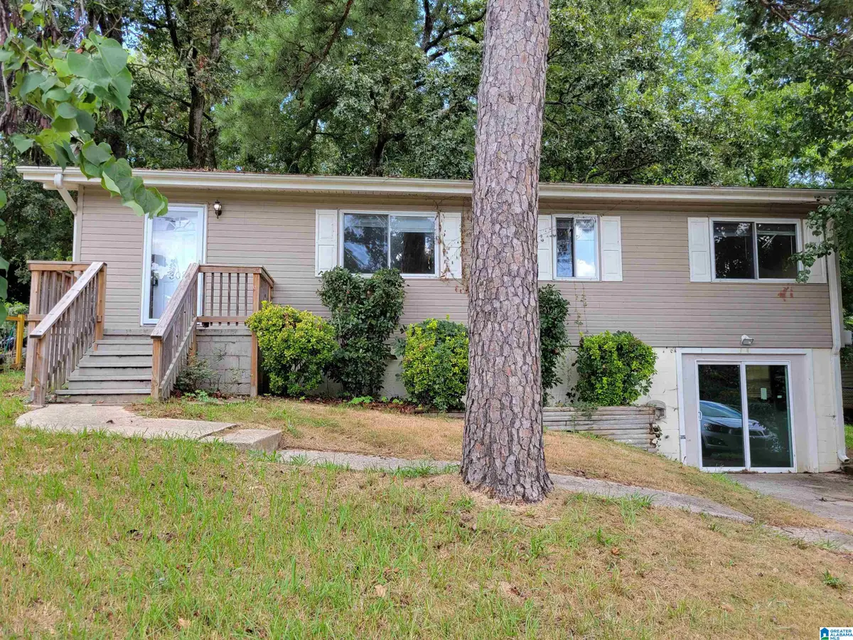 308 13TH AVENUE NW, Birmingham, AL 35215 - Image #1