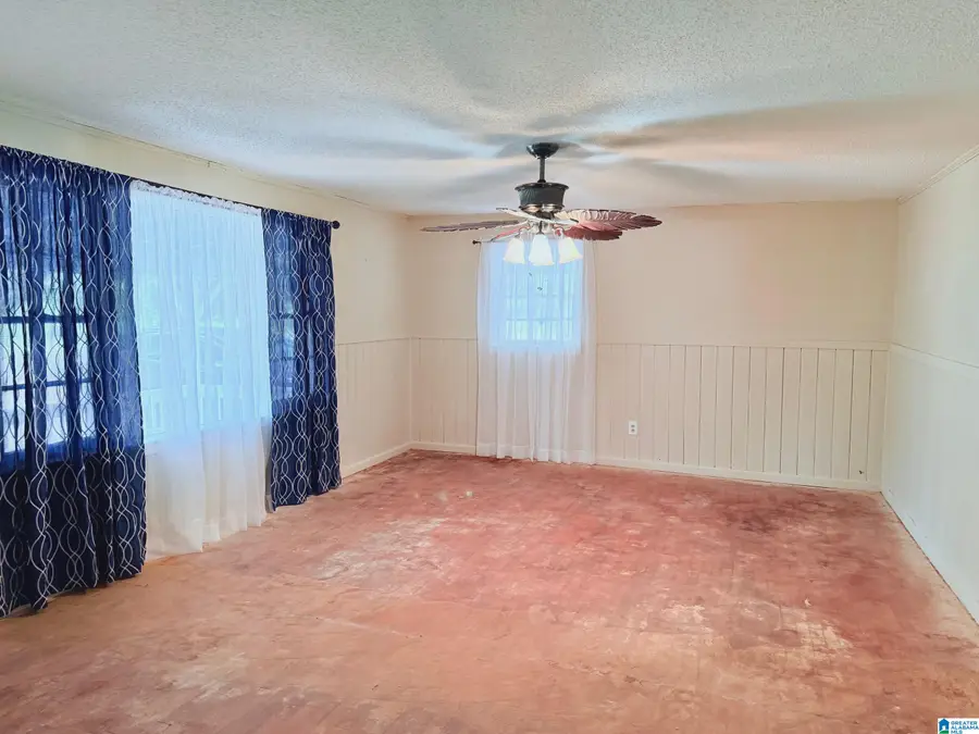 305 N 5TH AVENUE, Piedmont, AL 36272 - Image #2