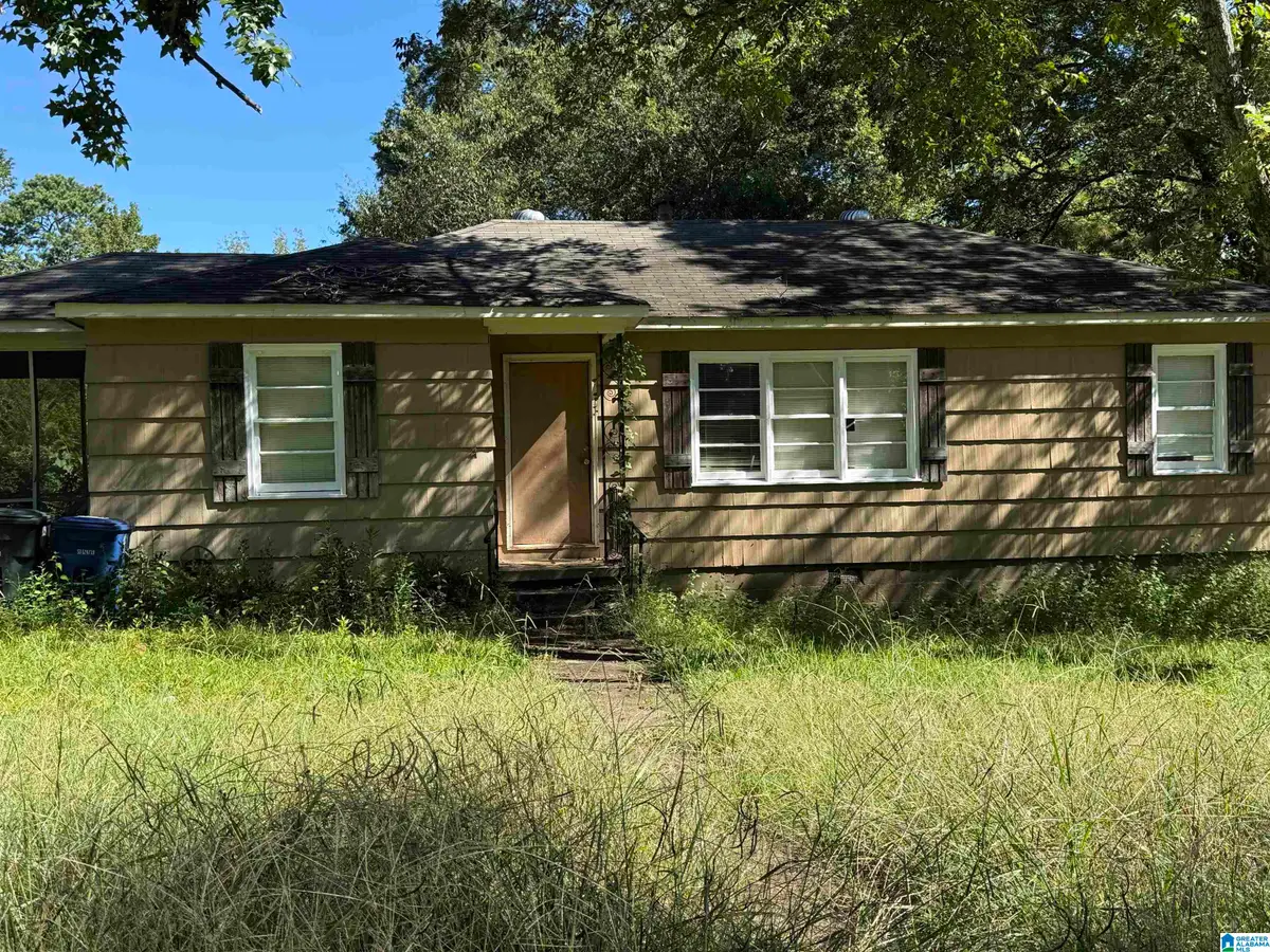 328 PAT AVENUE, Birmingham, AL 35215 - Image #1