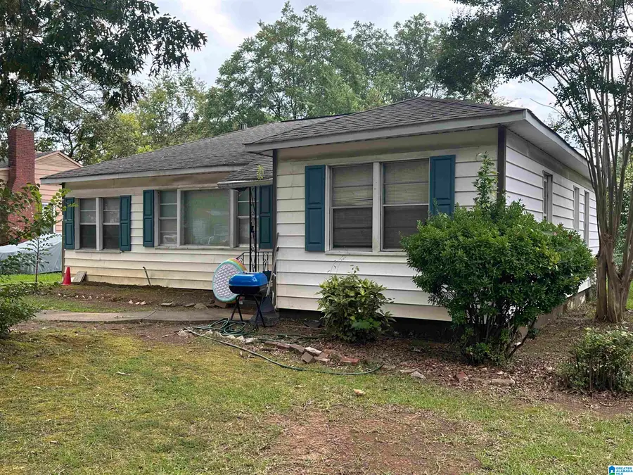 341 MIDWOOD AVENUE, Midfield, AL 35228 - Image #3