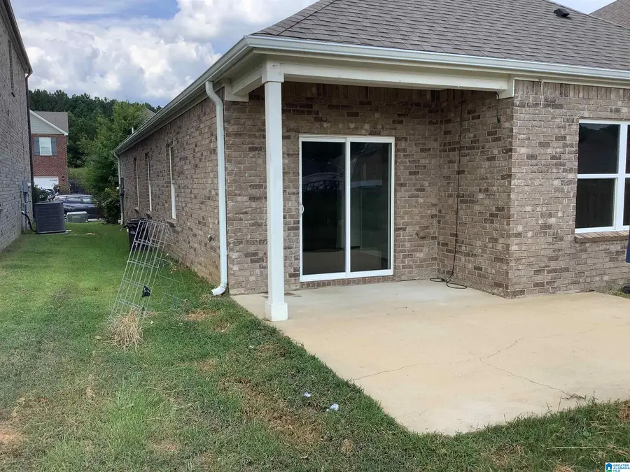 516 READING LANE, Fultondale, AL 35068 - Image #3