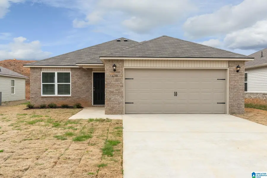 366 AMBER AVENUE, Calera, AL 35040 - Image #2