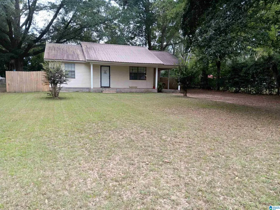 215 GREENBRIAR STREET, Selma, AL 36701 - Image #3