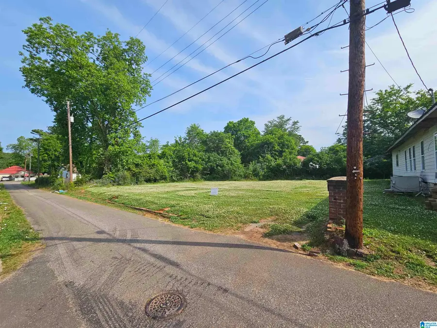 6108 6TH STREET S, Lipscomb, AL 35020 - Image #2
