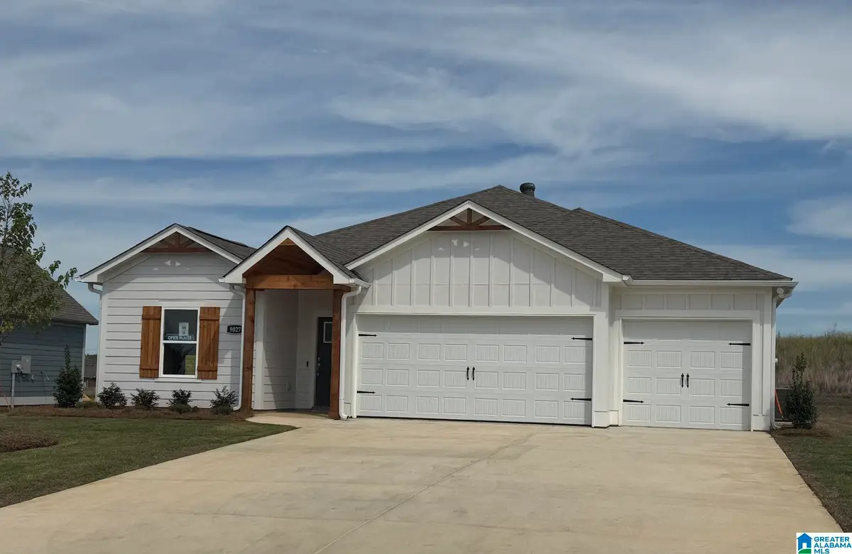 126 TOWNMOOR LANE, Sterrett, AL 35147 - Image #1