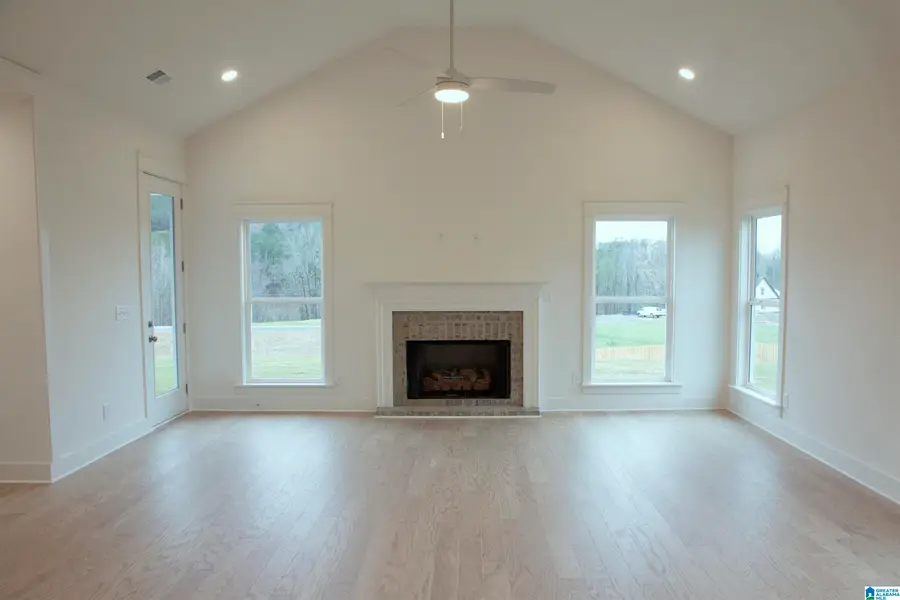 6221 HILLBROOK BLVD, Trussville, AL 35173 - Image #3