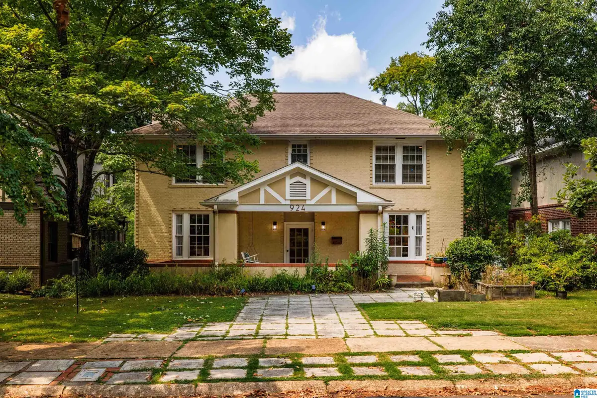 924 CONROY ROAD, Birmingham, AL 35222 - Image #1