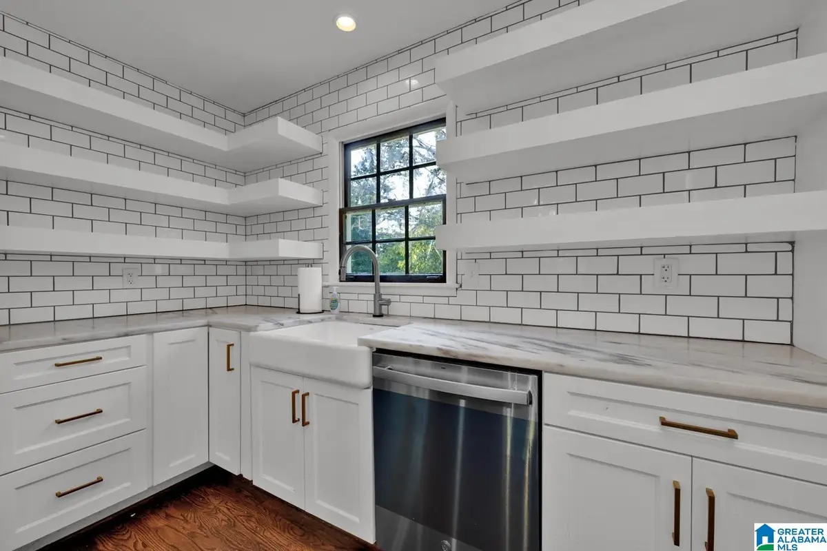 301 MOUNTAIN DRIVE, Trussville, AL 35173 - Image #1