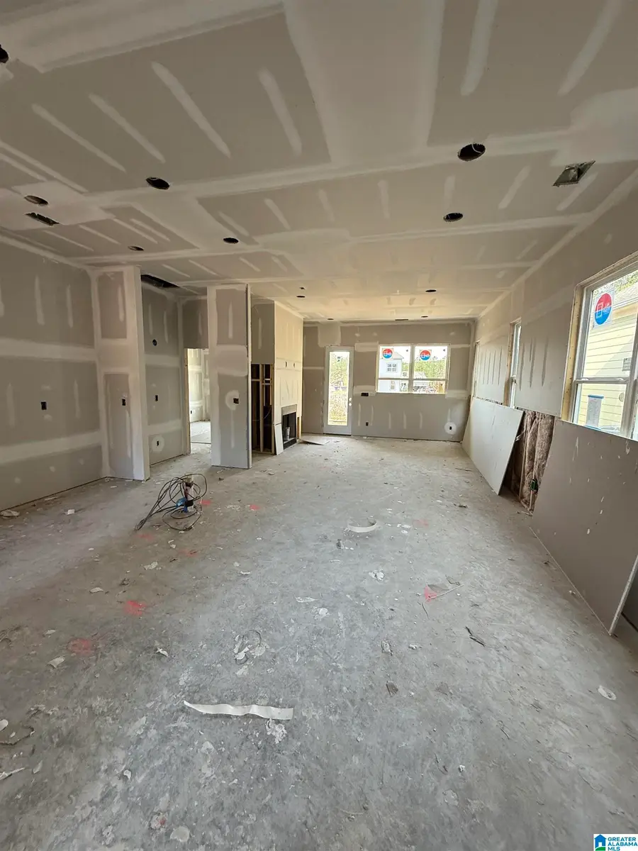 332 HUNTLEY RIDGE BEND, Pelham, AL 35124 - Image #3