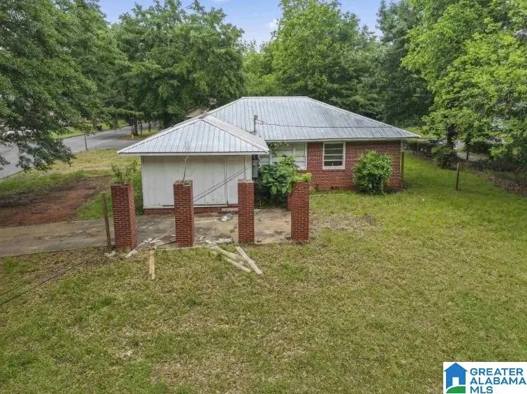 301 E 4TH STREET, Sylacauga, AL 35150 - Image #3