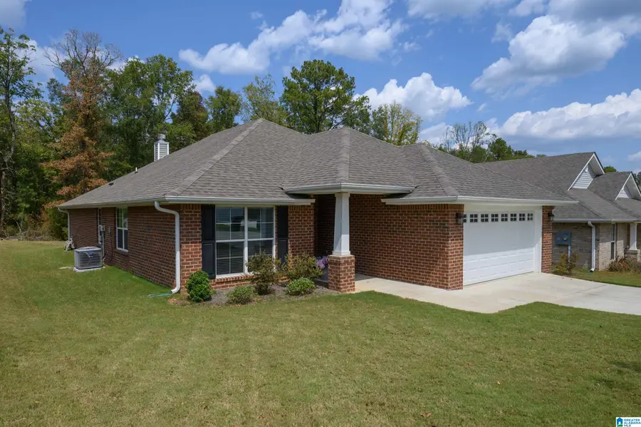 209 PURE RIVER CIRCLE, Westover, AL 35186 - Image #2