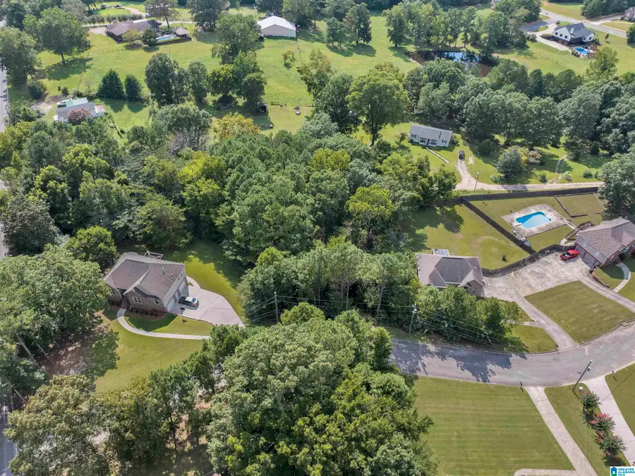 7604 AZALEA CIRCLE, Trussville, AL 35173 - Image #2