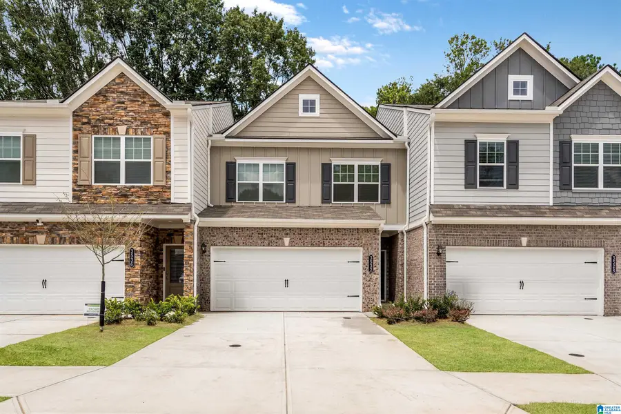 4571 VILLAGE SPRINGS SQUARE, Fultondale, AL 35068 - Image #2