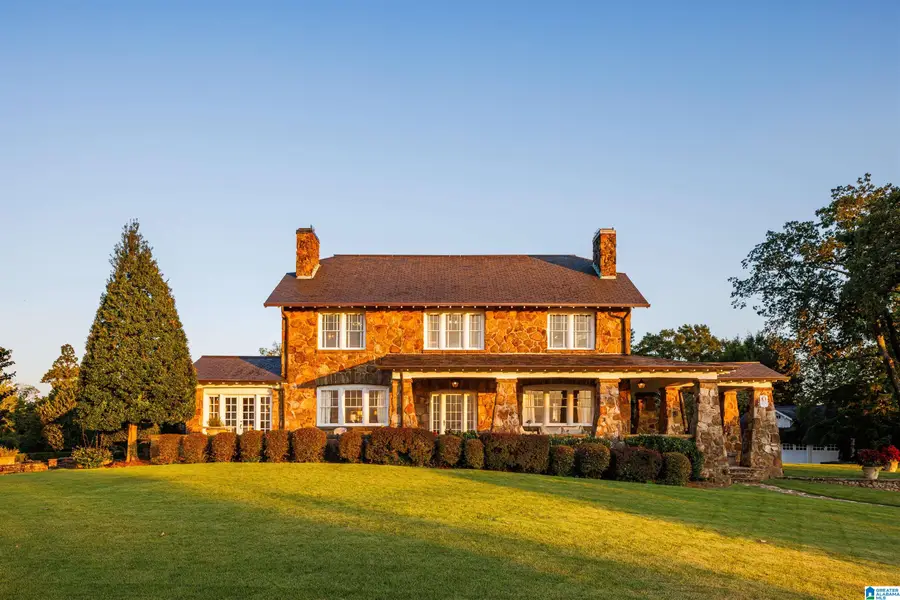 2761 SMYER CIRCLE, Vestavia Hills, AL 35216 - Image #2