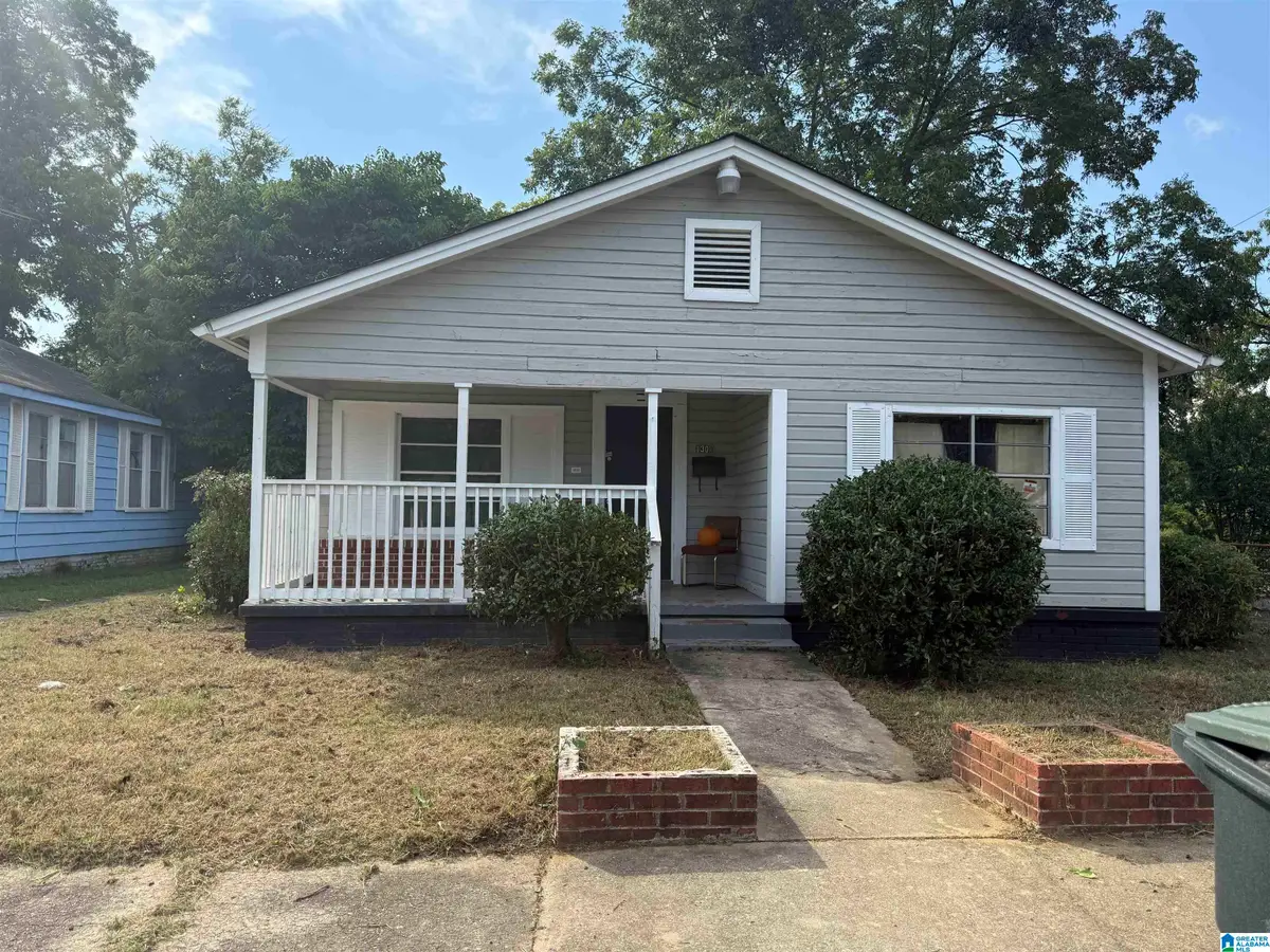 1300 W AVENUE K W, Birmingham, AL 35218 - Image #1