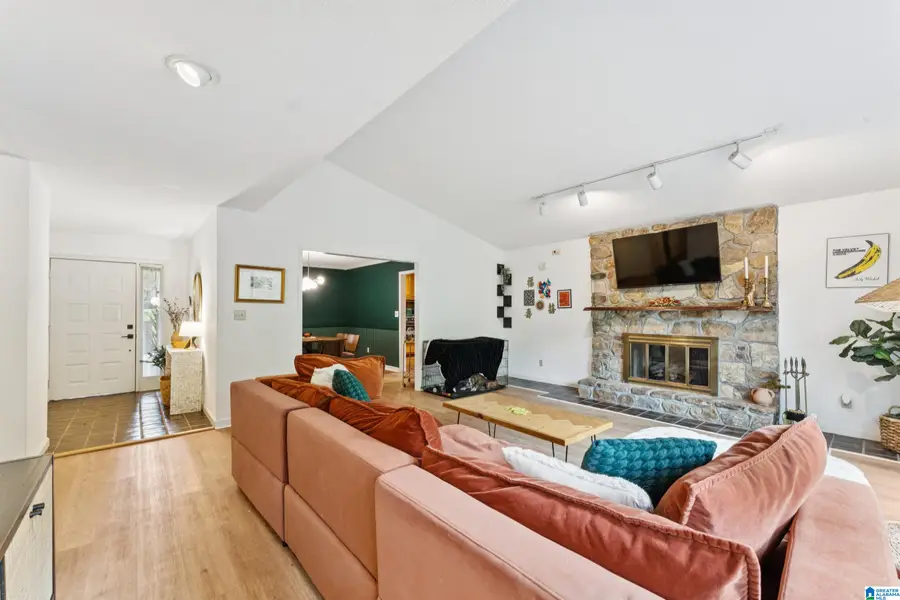 618 12TH PLAZA, Pleasant Grove, AL 35127 - Image #2