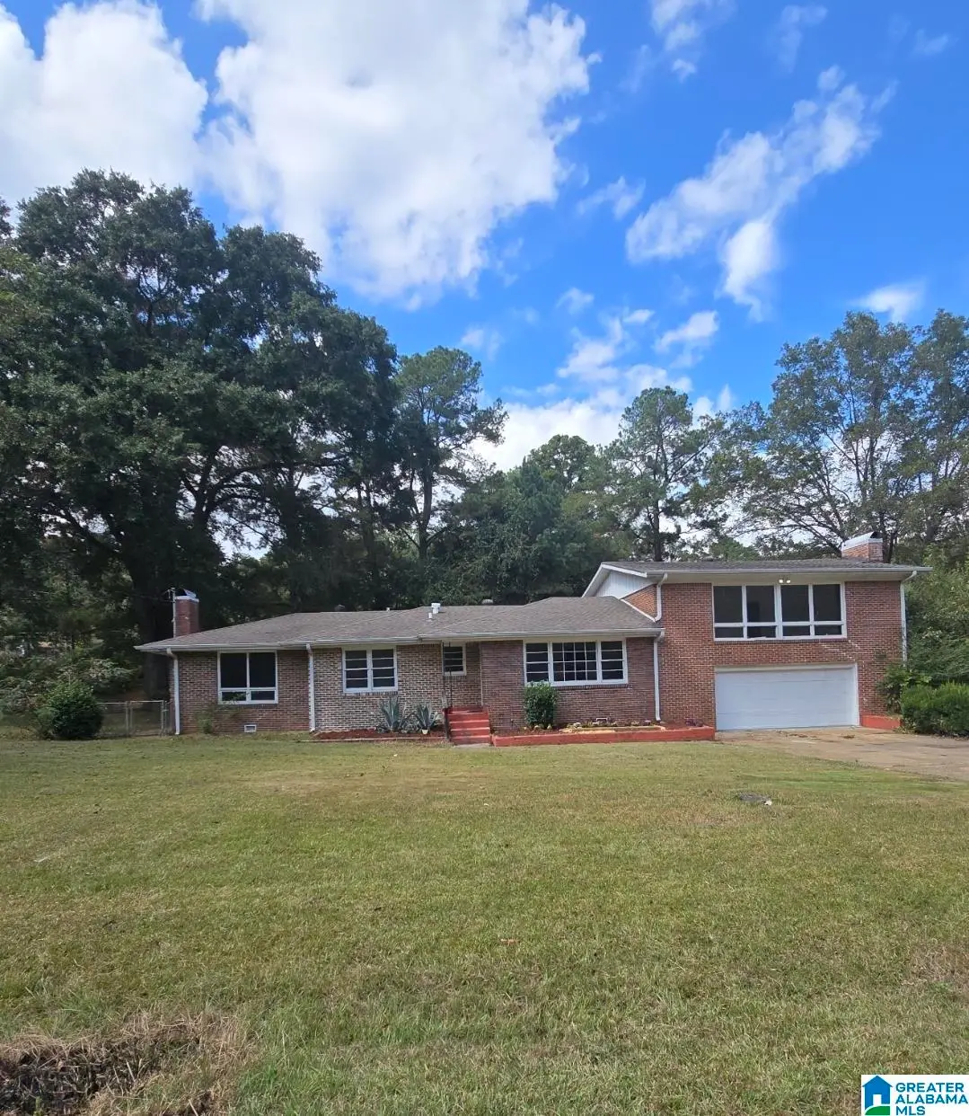 1204 26TH AVENUE N, Hueytown, AL 35023 - Image #1