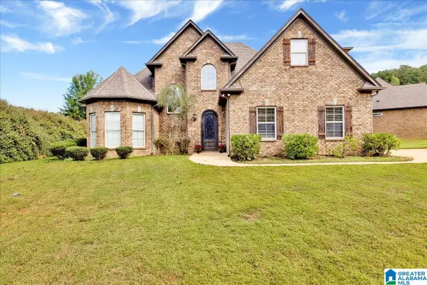479 CHAPEL HILL COVE, Fultondale, AL 35068