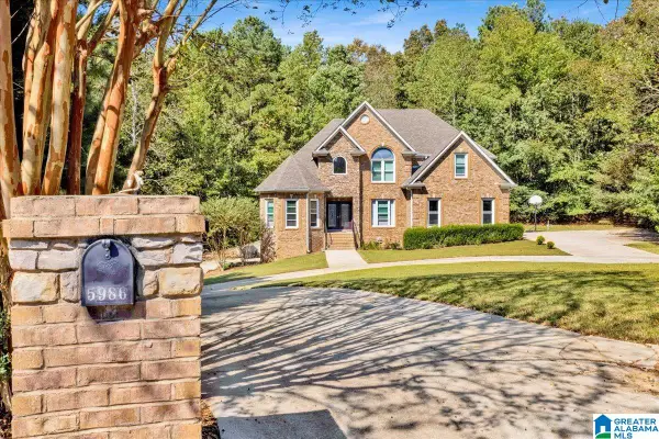 5986 VALLEY WAY, Trussville, AL 35173
