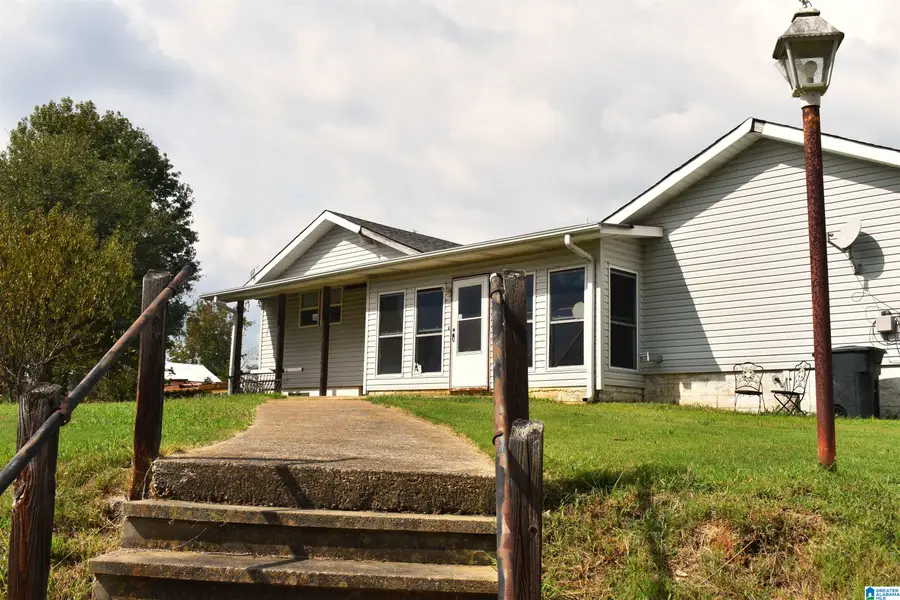 928 2ND STREET SE, Graysville, AL 35073 - Image #3