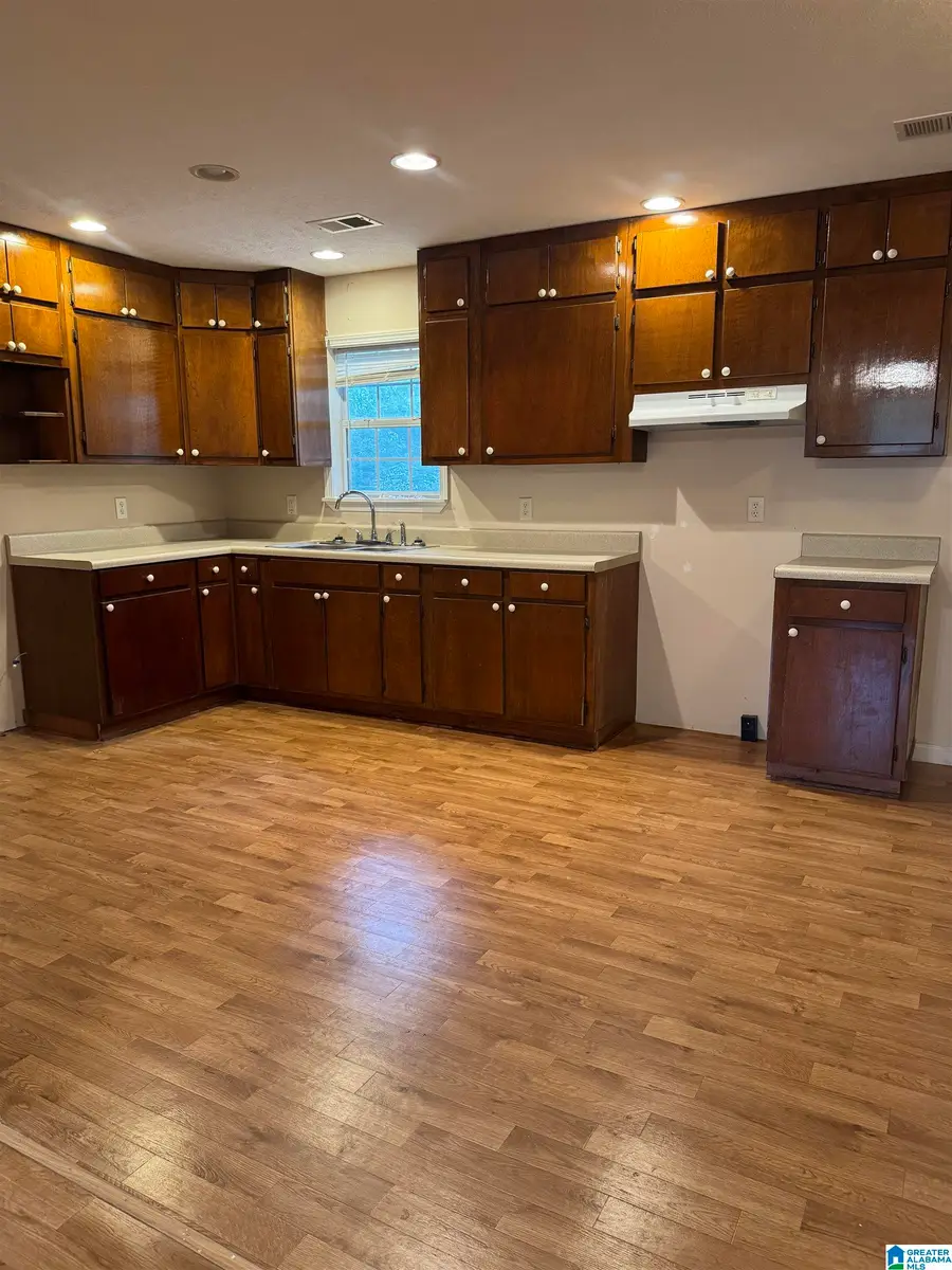 211 WELCH AVENUE, Talladega, AL 35160 - Image #3