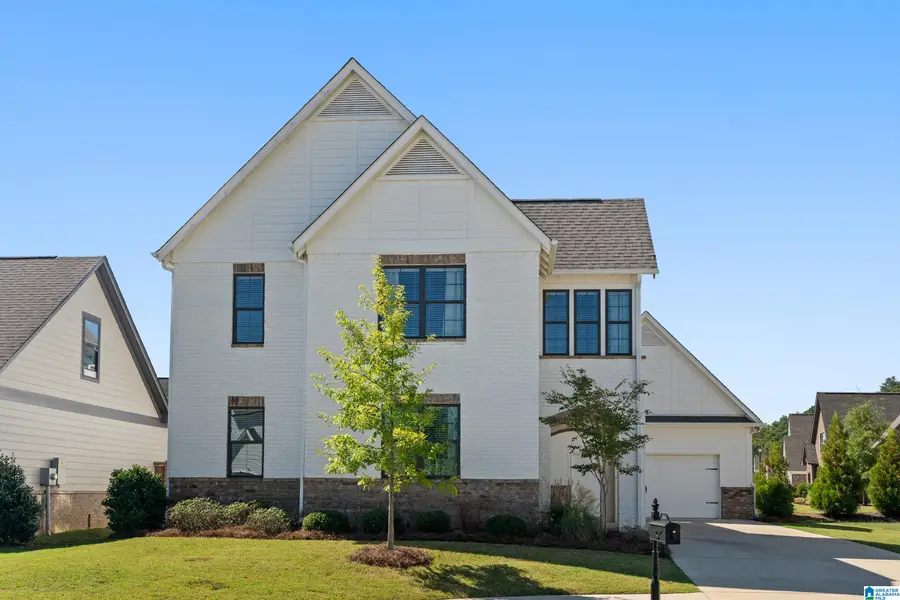 826 GRIFFIN PARK CIRCLE, Birmingham, AL 35242 - Image #2